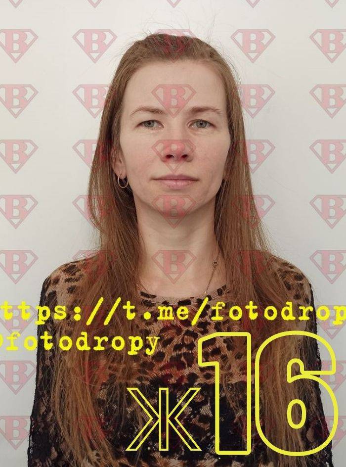 Photodrop Female 16