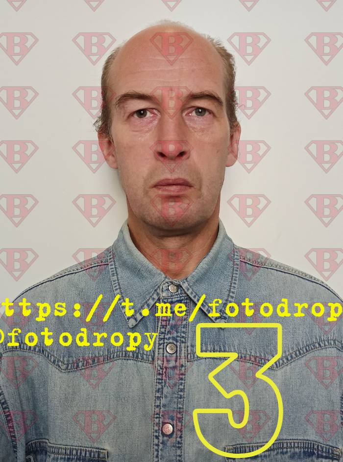 PhotoDrop Male 3