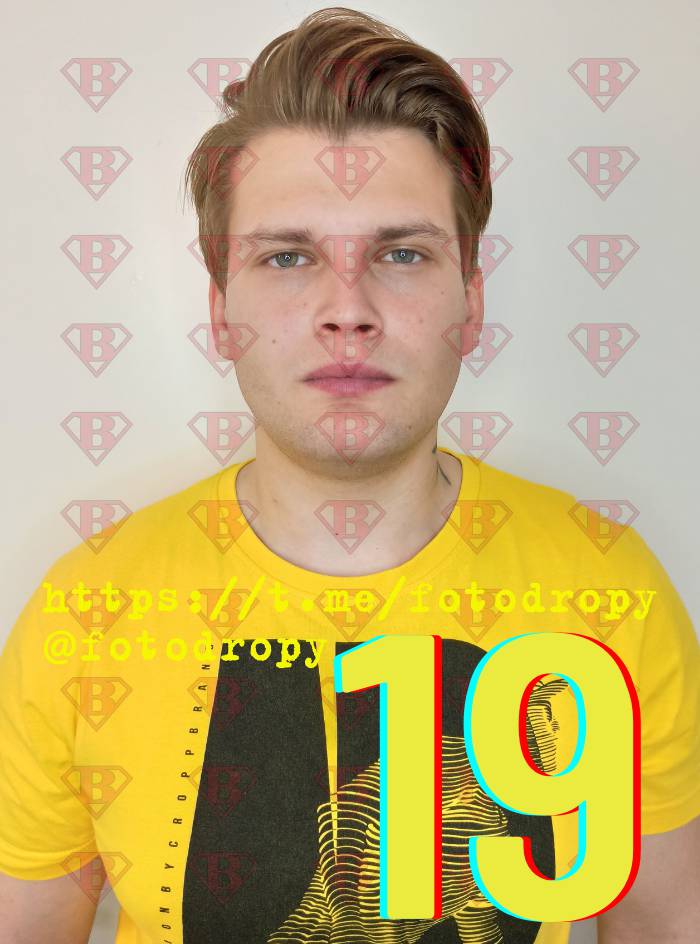 PhotoDrop Male 19